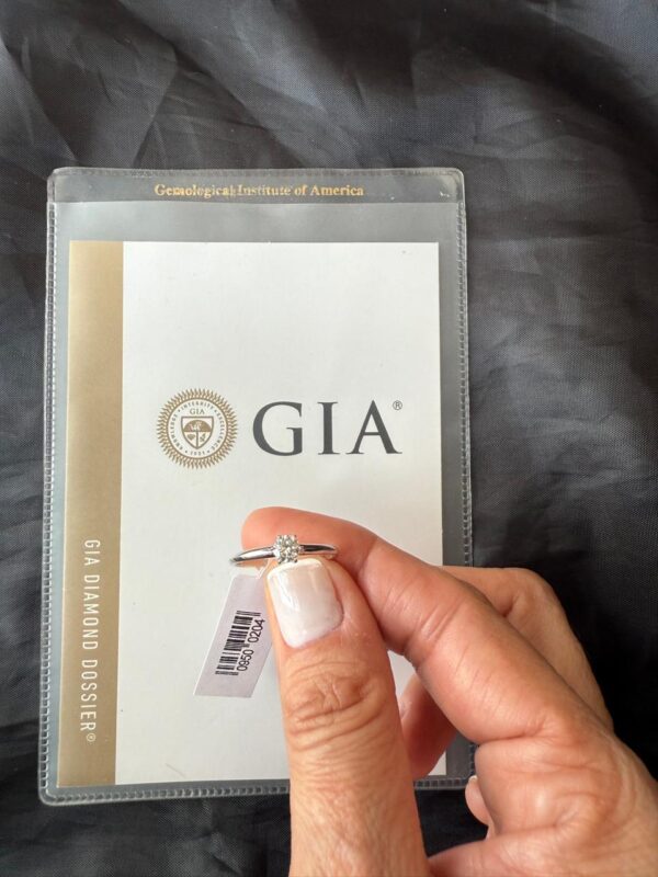 anel solitário gia 29pts