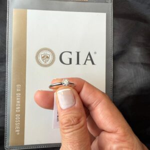 anel solitário gia 30pts