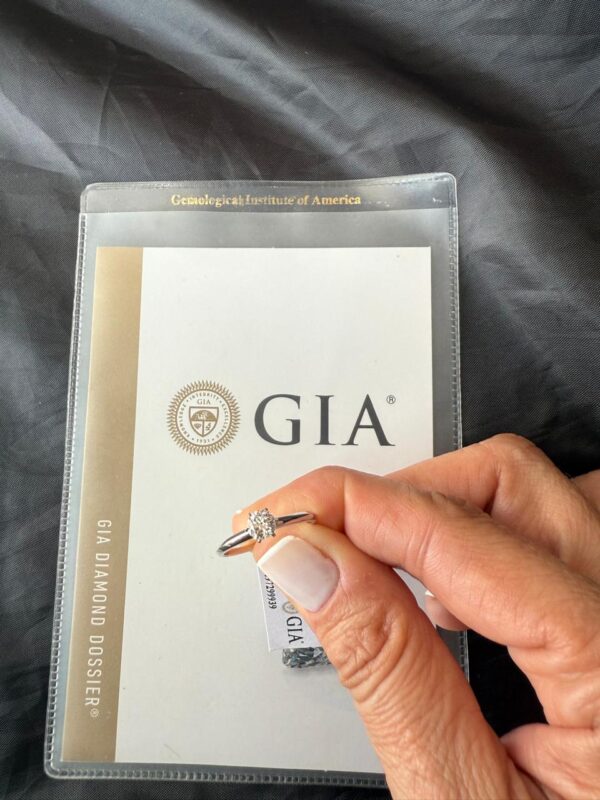 Anel Solitário GIA 42PTS anel solitário gia 42pts